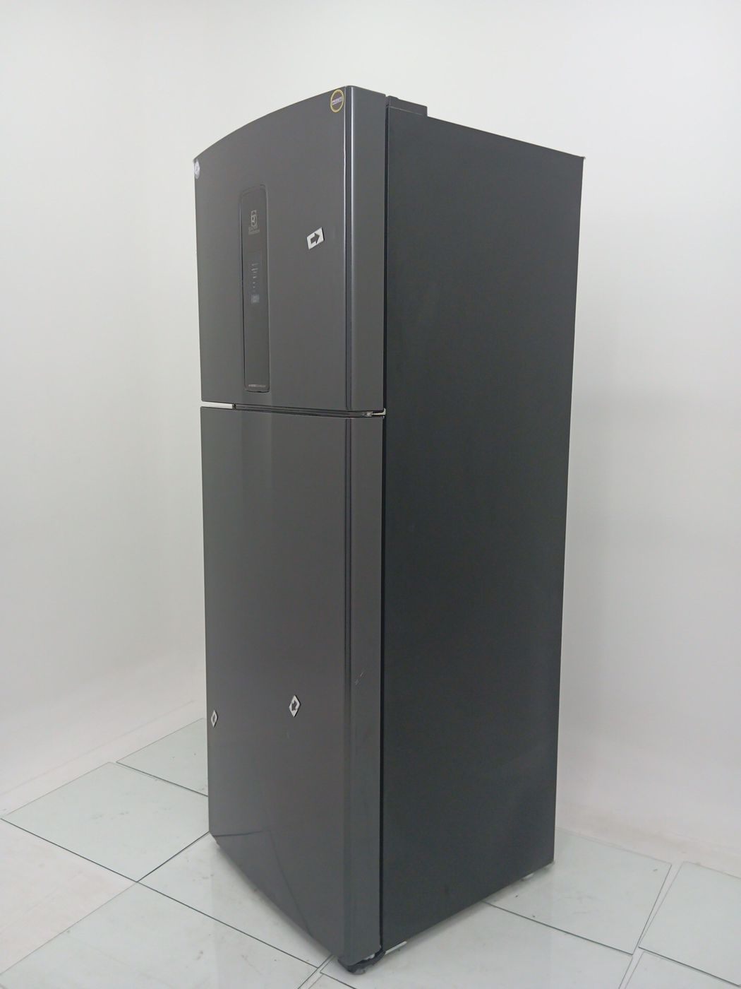 REFRIGERADOR ELECTROLUX IT70B FROST FREE INVE