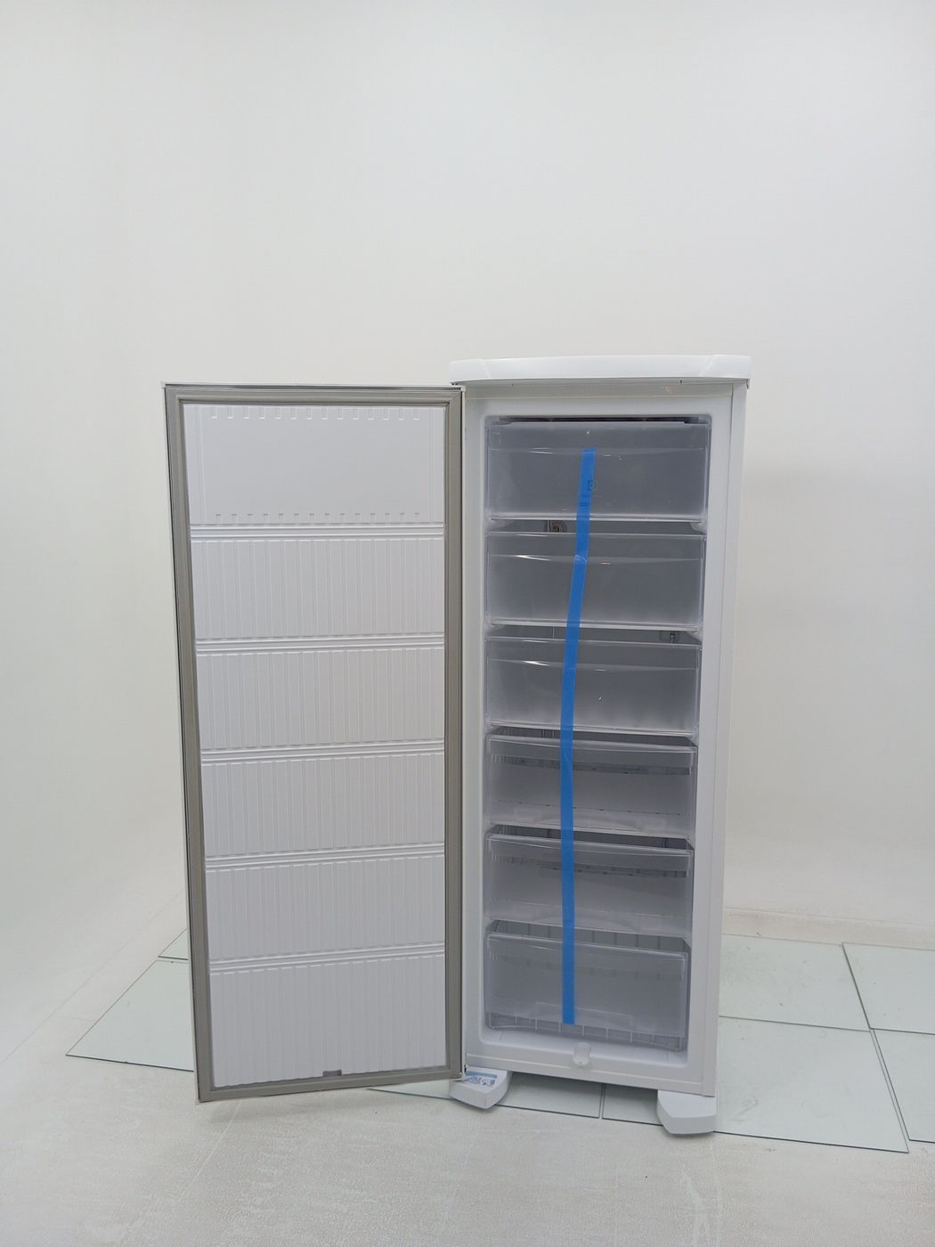 FREEZER ELECTROLUX FE23 VERTICAL CYCLE DEFROS