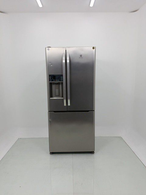REFRIGERADOR ELECTROLUX FROST FREE DM85X TRES