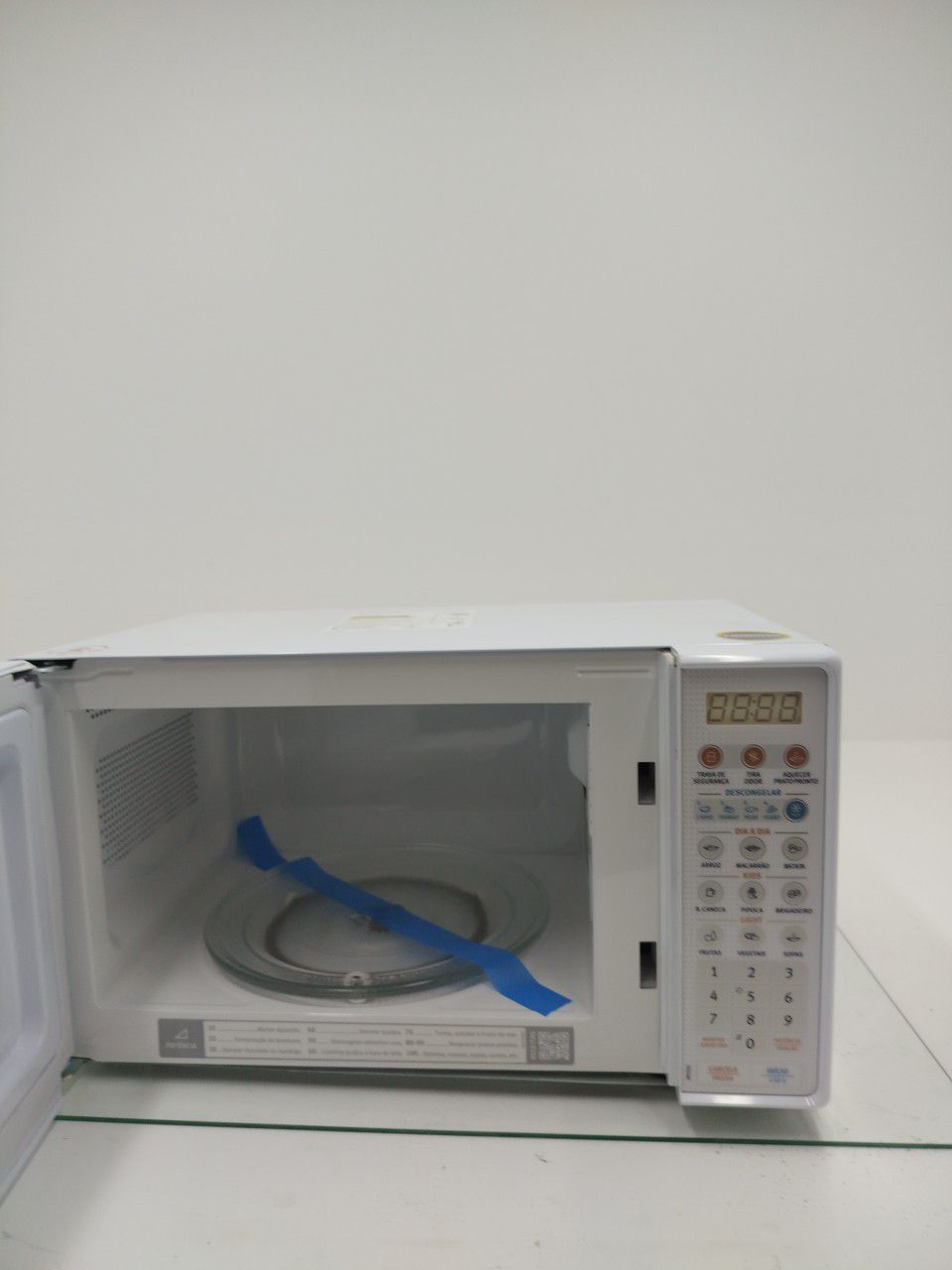 MICRO-ONDAS ELECTROLUX MTO30 MICRO-ONDAS MTO3