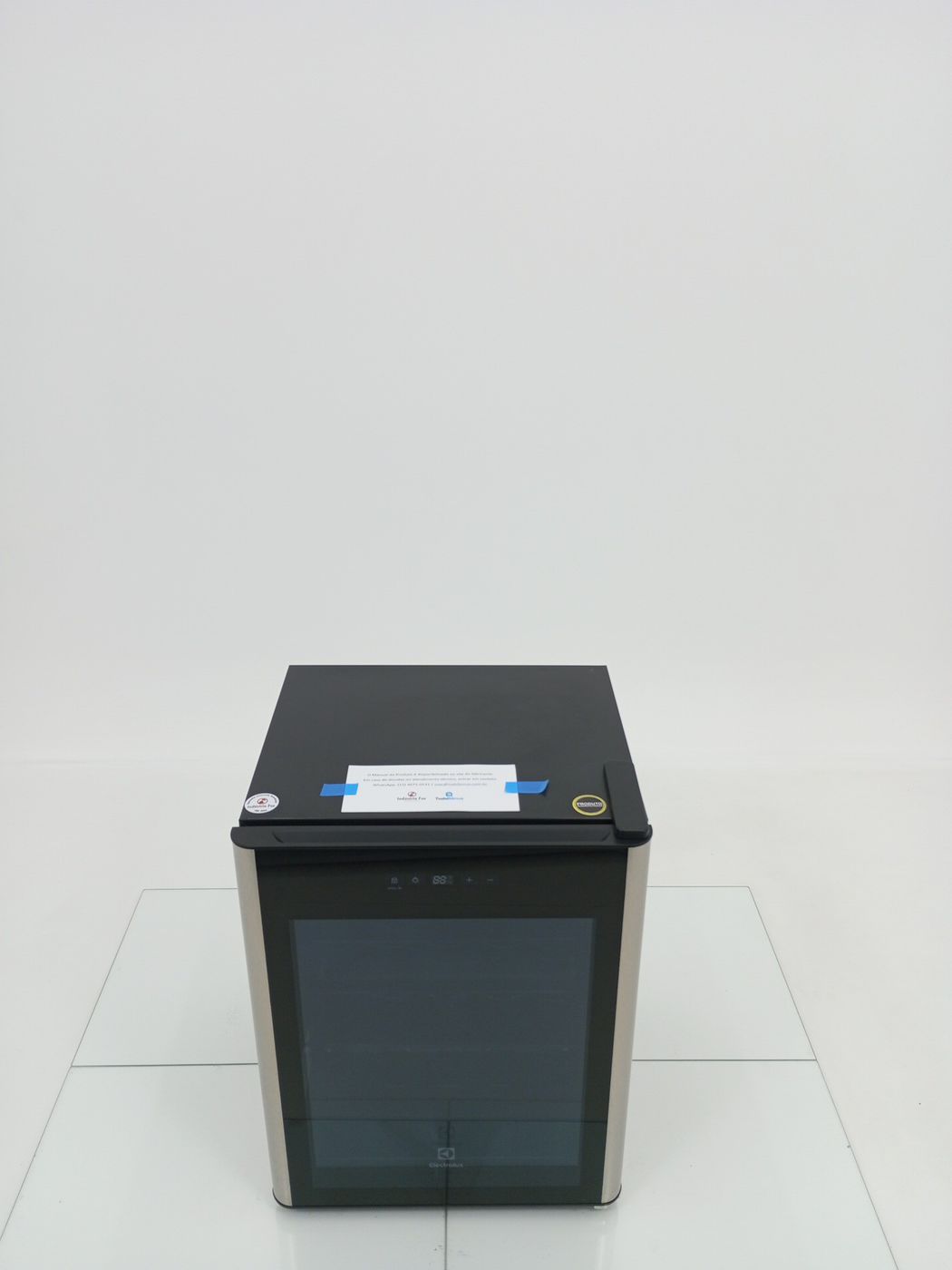 ADEGA ELECTROLUX VINHOS 1 PORTA WSF24 24 GARR