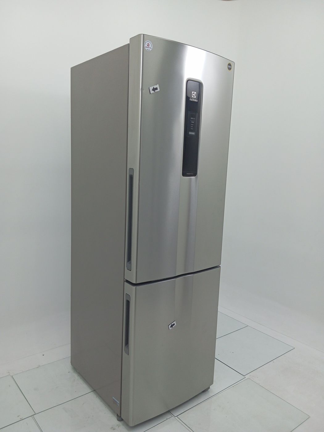 REFRIGERADOR ELECTROLUX DB44S 2 PORTAS FROST 