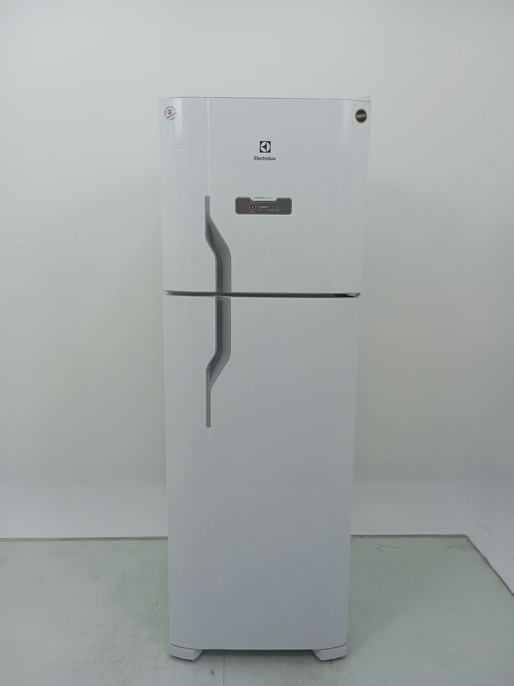 REFRIGERADOR ELECTROLUX DFN41 - Refrigerador 