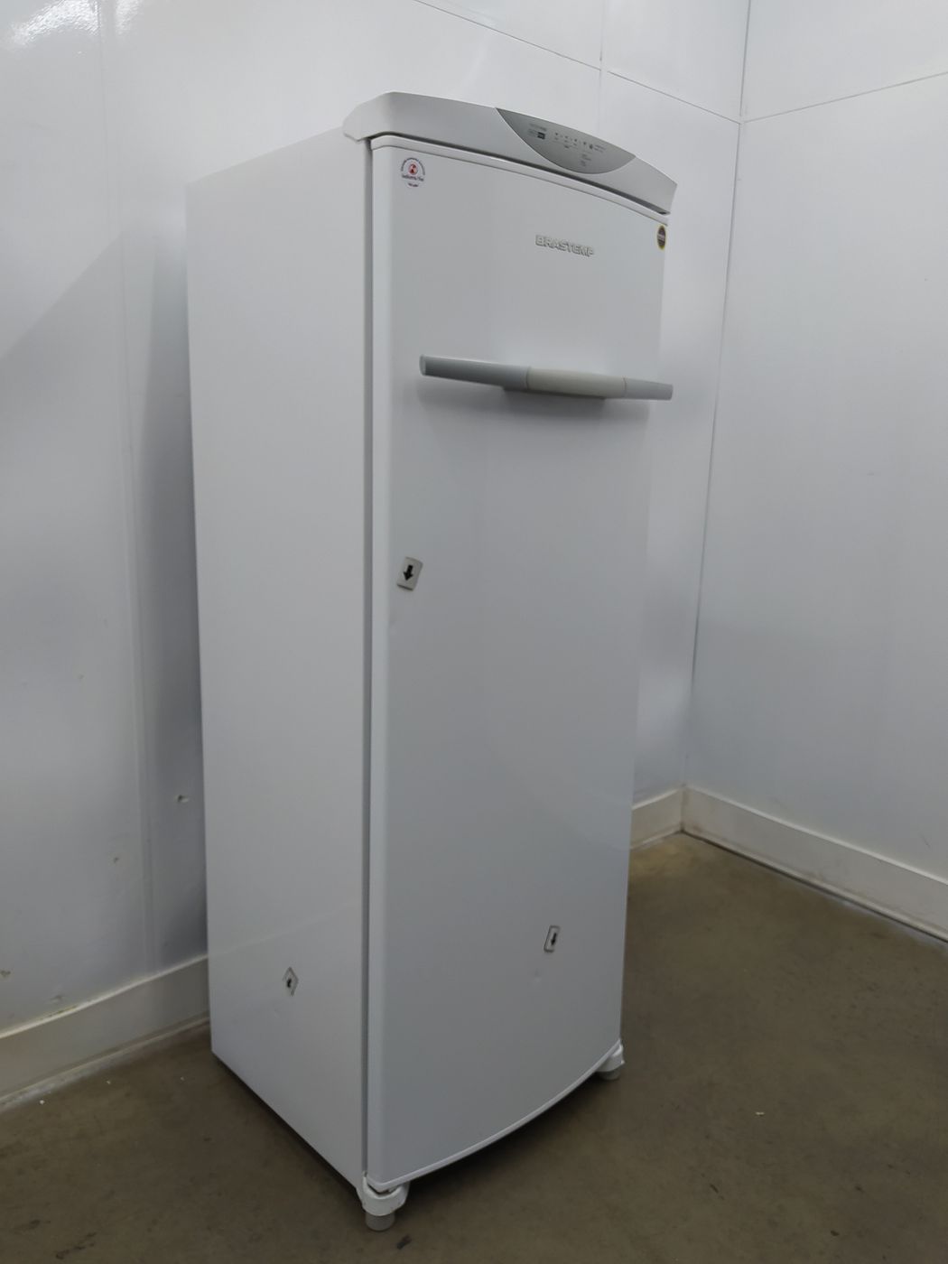 Freezer Brastemp 228l Vertical Flex Frost Free 1 Porta Branco TudoBônus