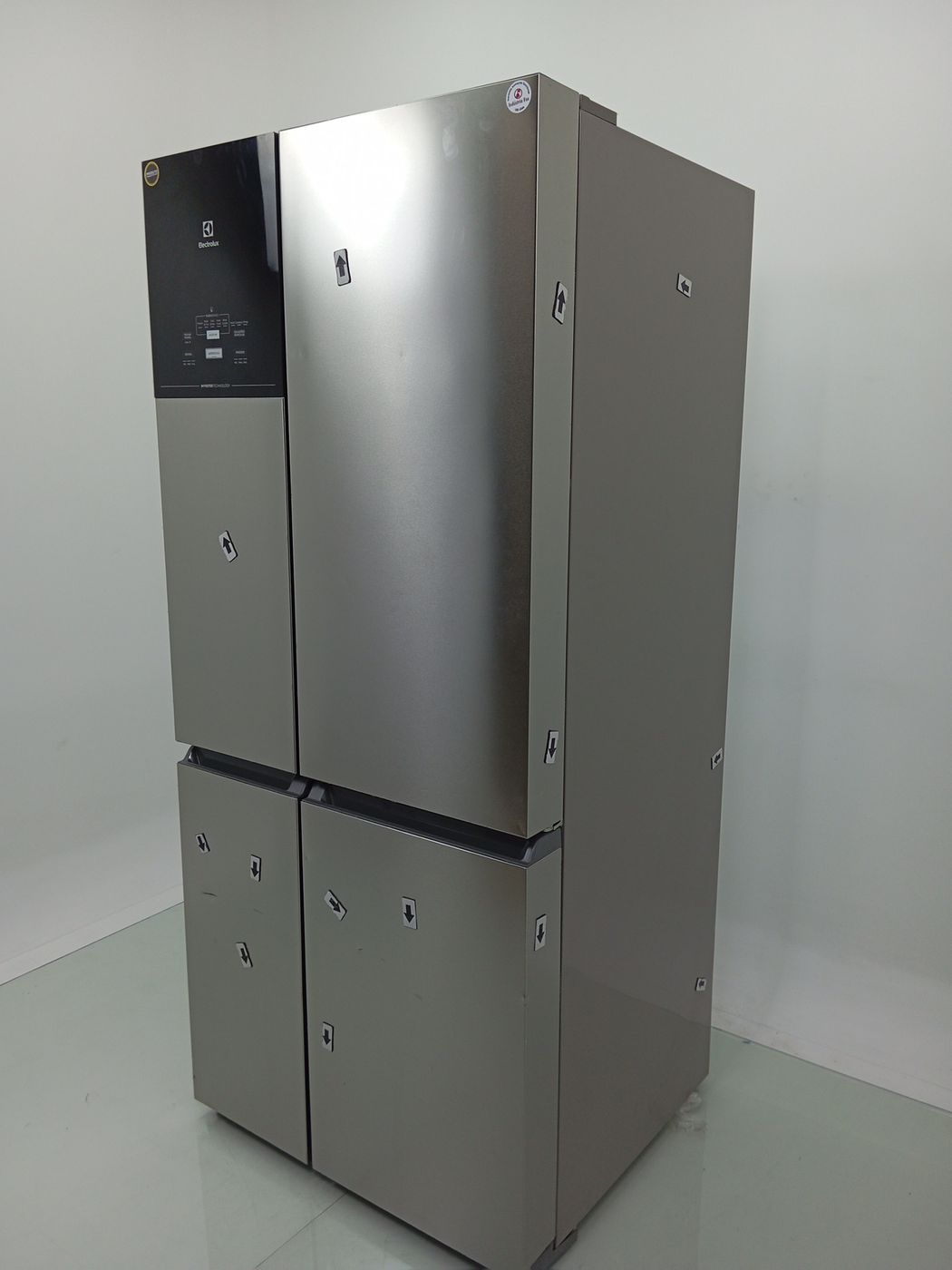 REFRIGERADOR ELECTROLUX IQ8S FROST FREE MULTI