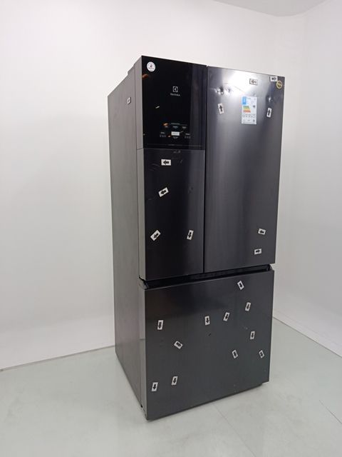 Refrigerador Electrolux Im8b - Refrigerador Electrolux Im8b-127 V-preto ...