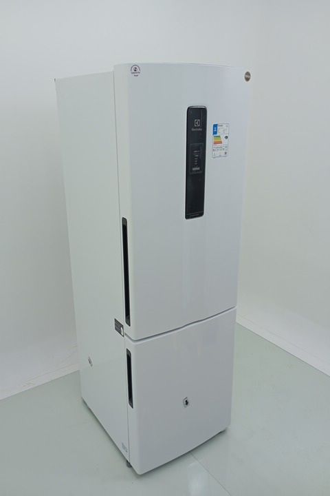 REFRIGERADOR ELECTROLUX DB44 2 PORTAS FROST F