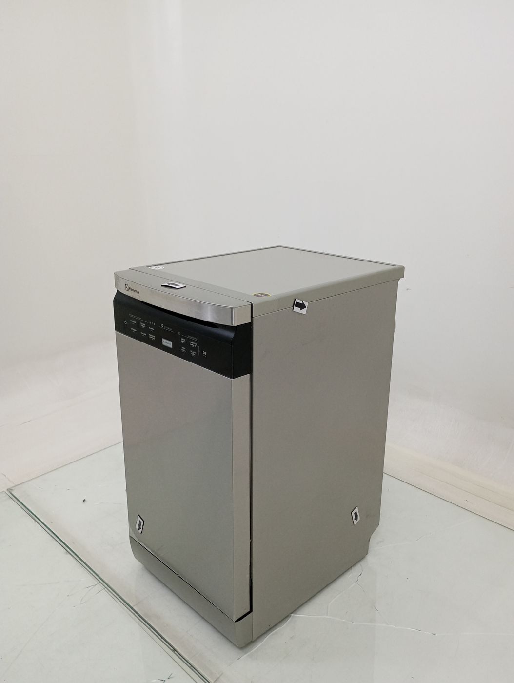 LAVA LOUCAS ELECTROLUX LL10X - Lava Louça Ele