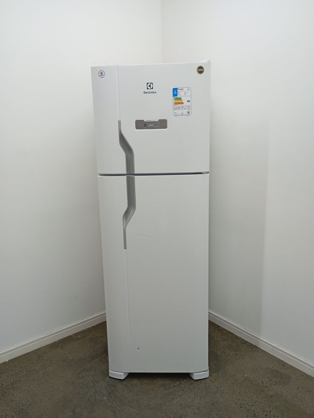 REFRIGERADOR ELECTROLUX  DUAS PORTAS FROST FR