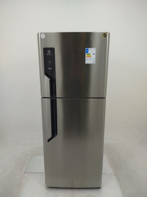 REFRIGERADOR ELECTROLUX TF70S FROST FREE 431L