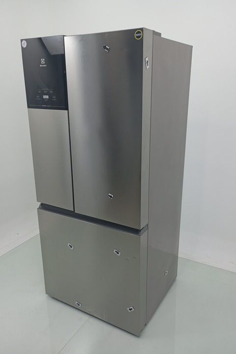 REFRIGERADOR ELECTROLUX IM8S FROST FREE INVER