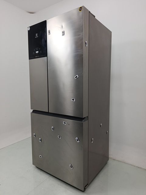 REFRIGERADOR ELECTROLUX IM8S FROST FREE INVER