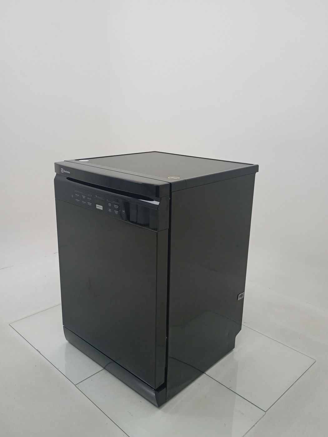 LAVA LOUCAS ELECTROLUX LL14P - Lava Louça Ele