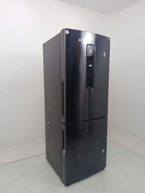 REFRIGERADOR ELECTROLUX IB7B - Refrigerador E
