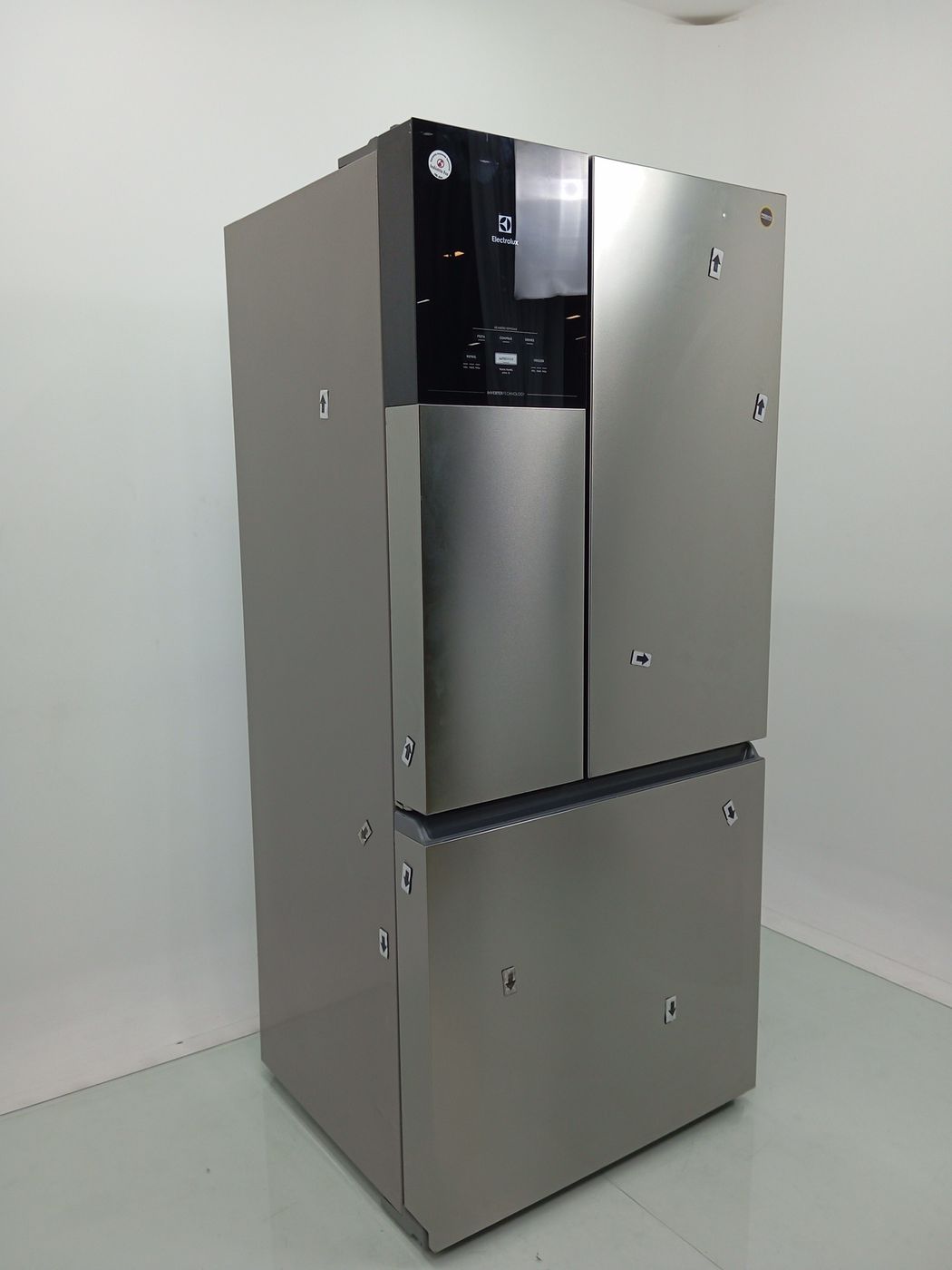 REFRIGERADOR ELECTROLUX IM8S FROST FREE INVER