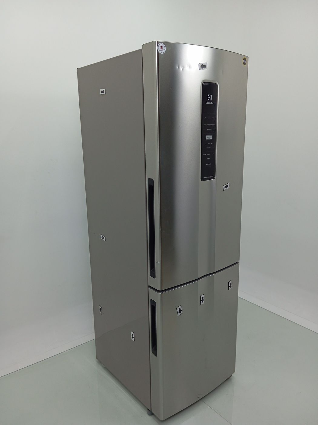 REFRIGERADOR ELECTROLUX IB45S 2 PORTAS INVERS