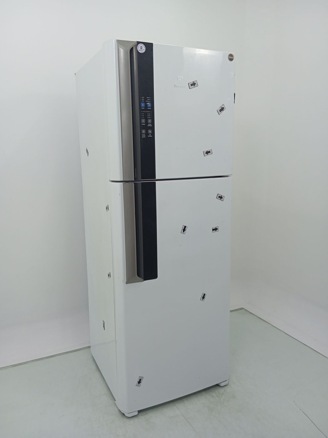 REFRIGERADOR ELECTROLUX DF56 FROST FREE 474 D