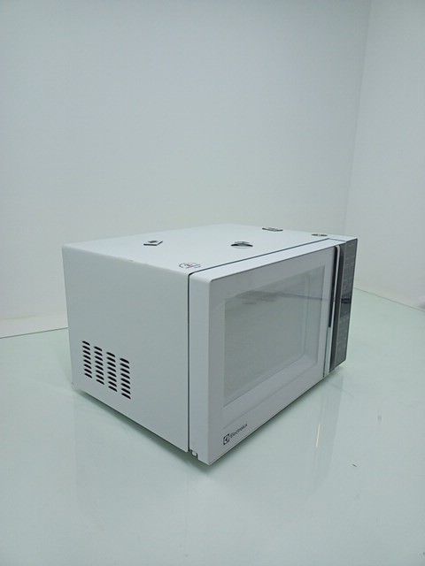 MICRO-ONDAS ELECTROLUX ME36B 36L - BRANCO