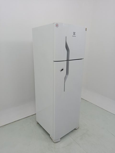 REFRIGERADOR ELECTROLUX DC35A CYCLE DEFROST 2