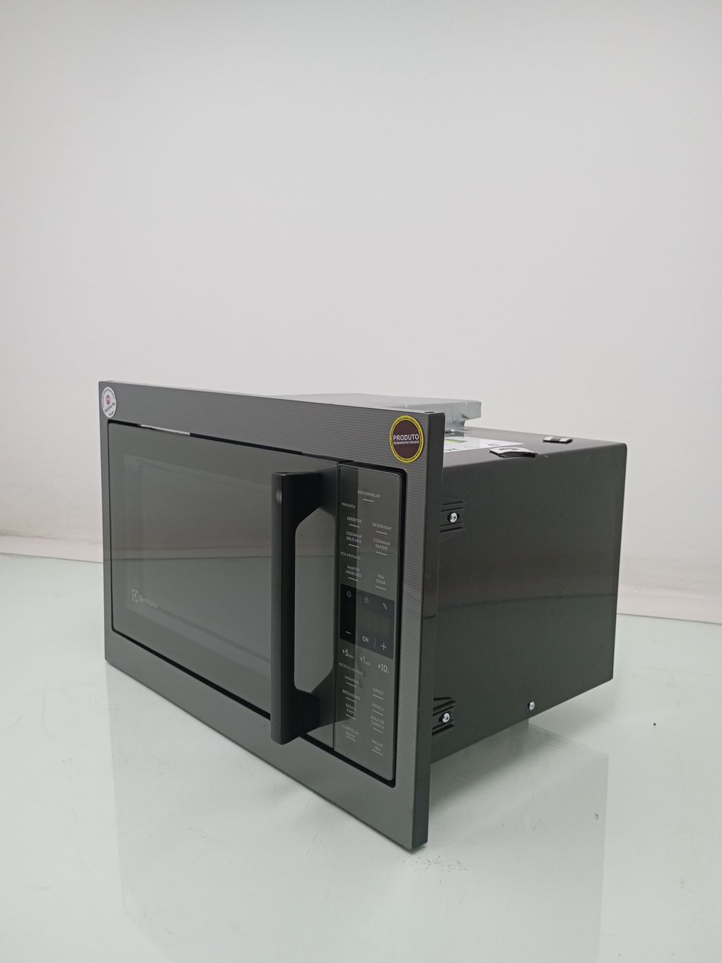 MICRO-ONDAS ELECTROLUX ME3BC DE EMBUTIR 34L C