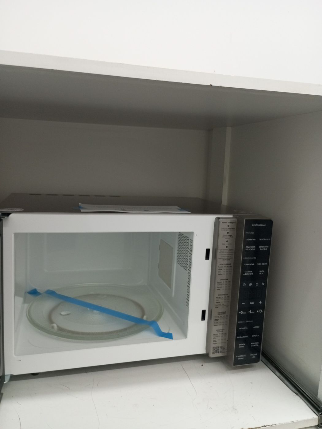 MICRO-ONDAS ELECTROLUX ME36S  36L - PRATA