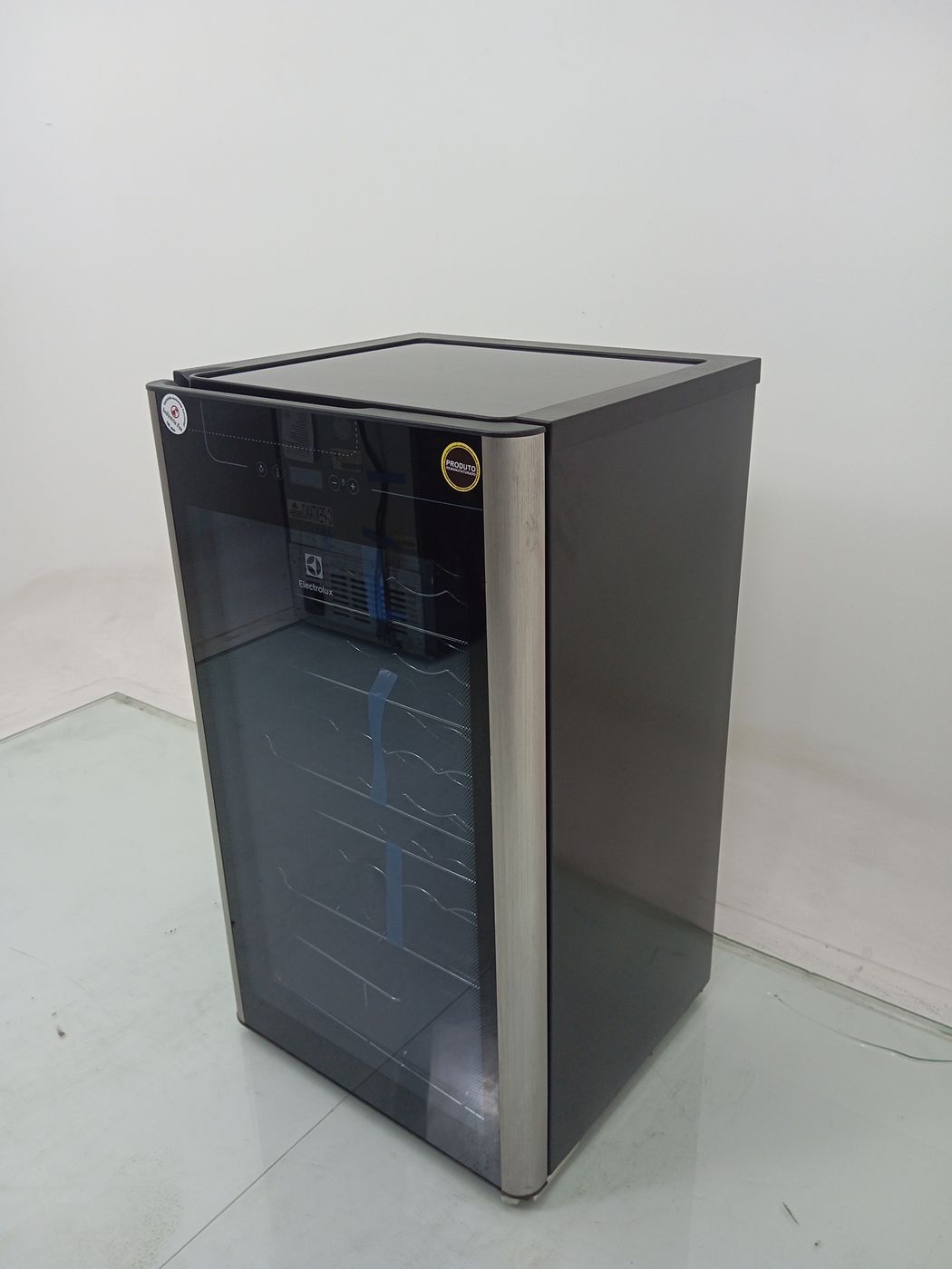 ADEGA ELECTROLUX ACS34 - Adega Electrolux ACS