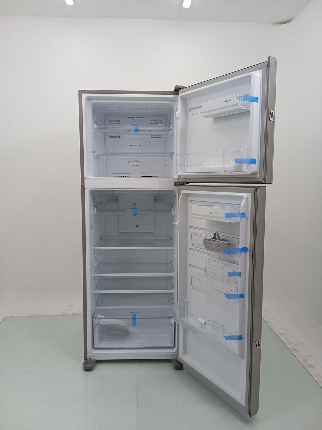 REFRIGERADOR ELECTROLUX IT56S DUAS PORTAS FRO