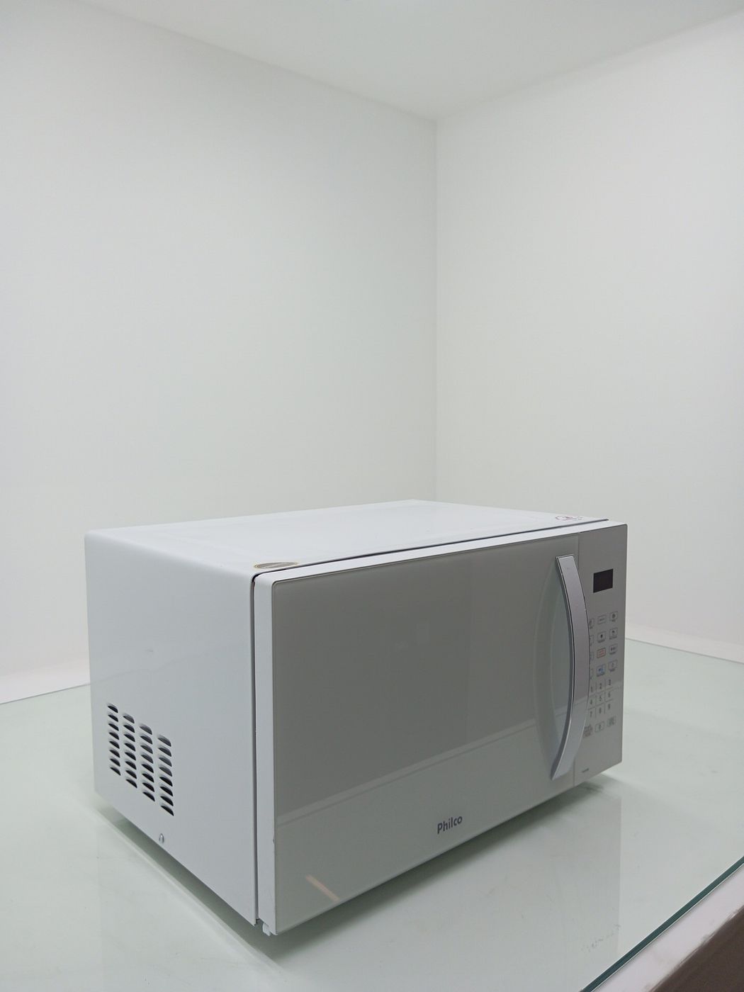 MICRO-ONDAS PHILCO PMO37BB 37L - BRANCO