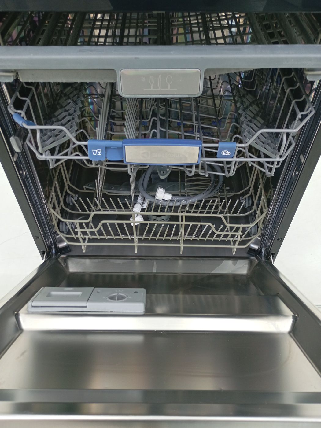 LAVA LOUCAS ELECTROLUX LP14V - Lava Louça Ele