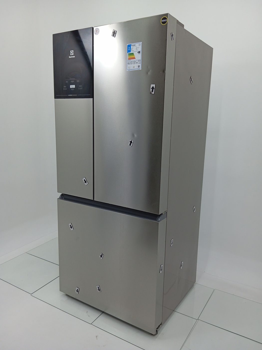 REFRIGERADOR ELECTROLUX IM8S FROST FREE INVER