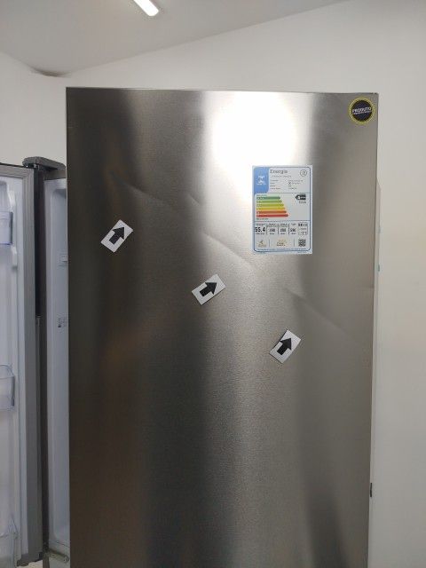 REFRIGERADOR ELECTROLUX IM8S FROST FREE INVER