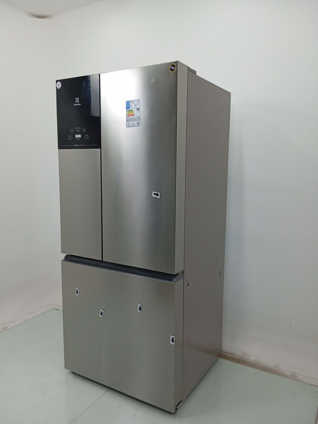 REFRIGERADOR ELECTROLUX IM8S FROST FREE INVER