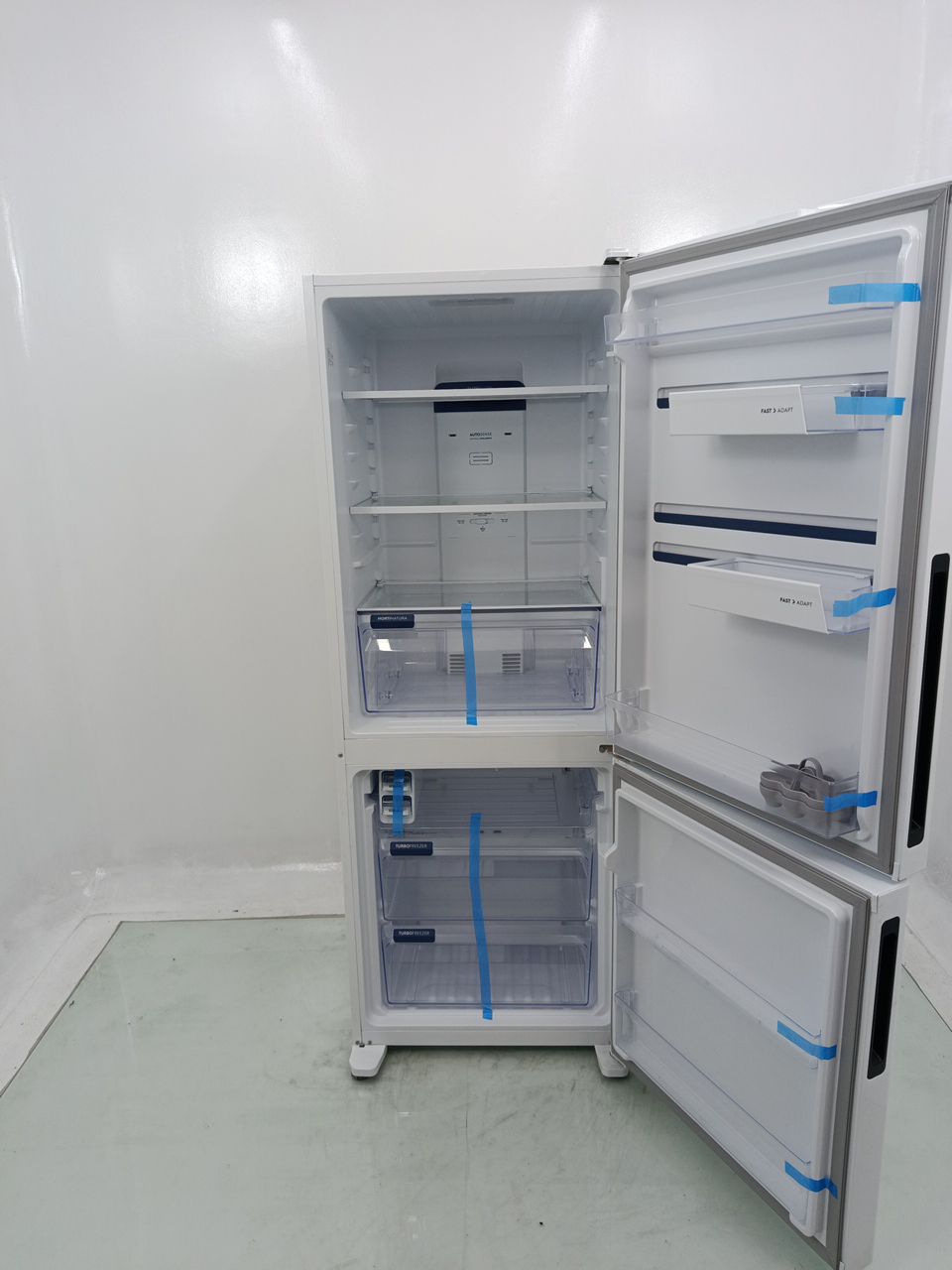 REFRIGERADOR ELECTROLUX IB7 FROST FREE INVERT