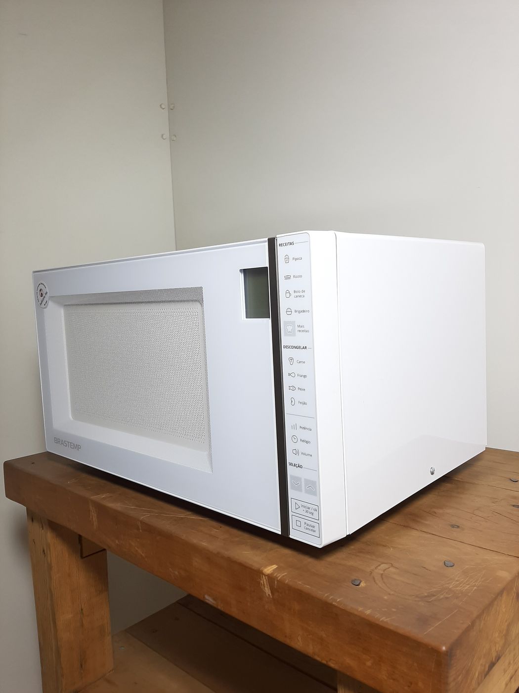 MICRO-ONDAS BRASTEMP 45 L - BRANCO