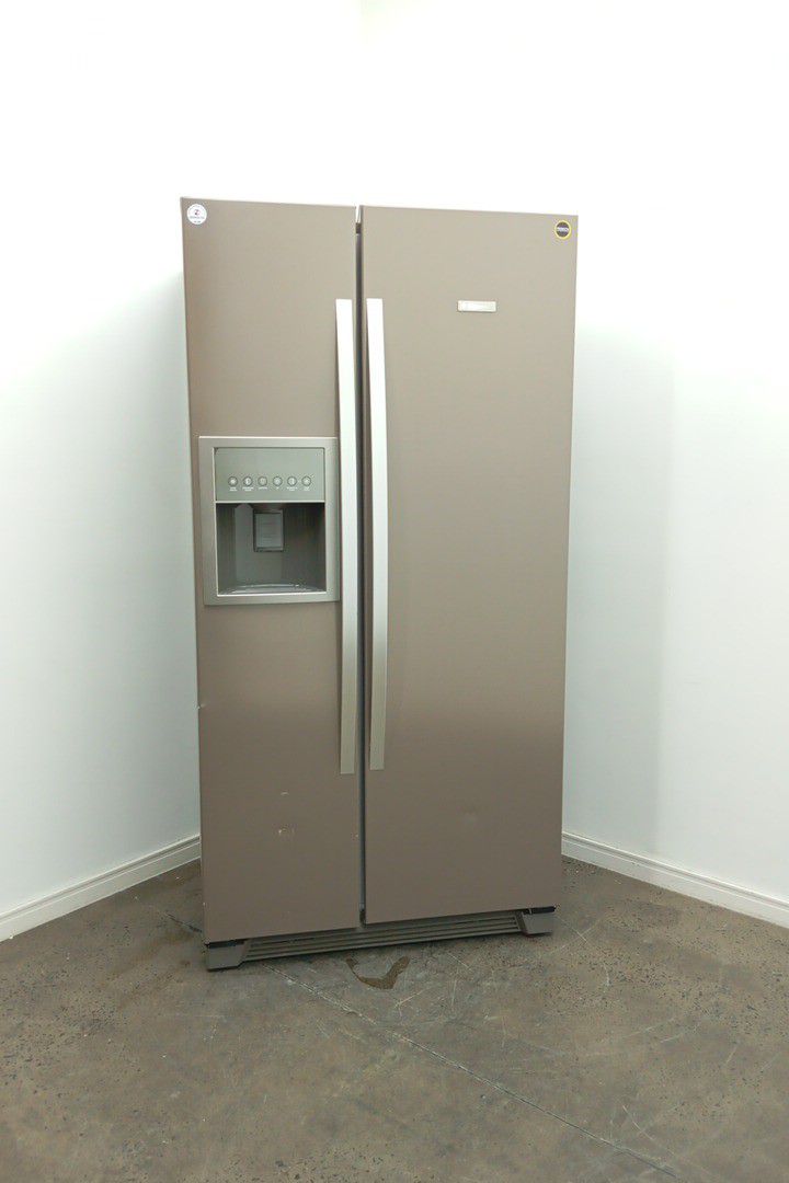 REFRIGERADOR ELECTROLUX SS72X FROST FREE SIDE