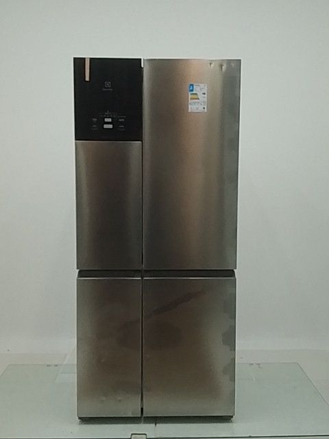 REFRIGERADOR ELECTROLUX IQ8S FROST FREE 581L 