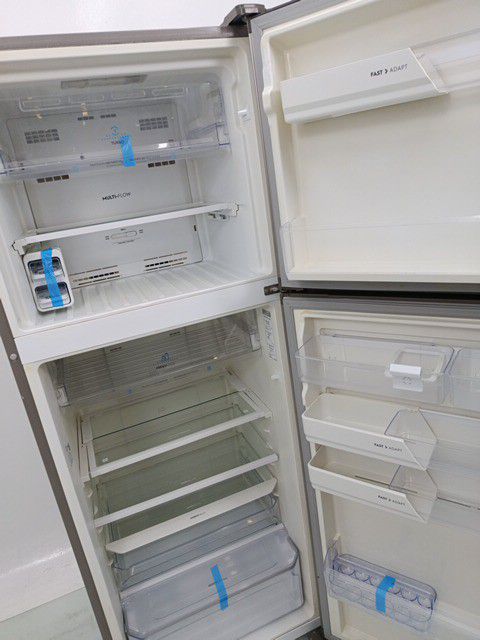 GELADEIRA ELECTROLUX DF56S FROST FREE INVERTE