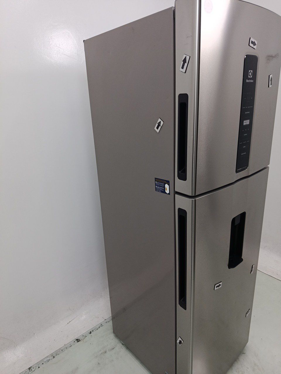 GELADEIRA ELECTROLUX IW45S - Refrigerador Ele