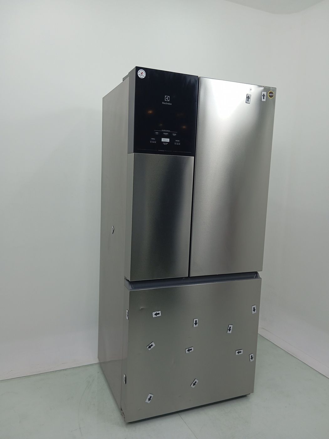 REFRIGERADOR ELECTROLUX IM8S FROST FREE INVER