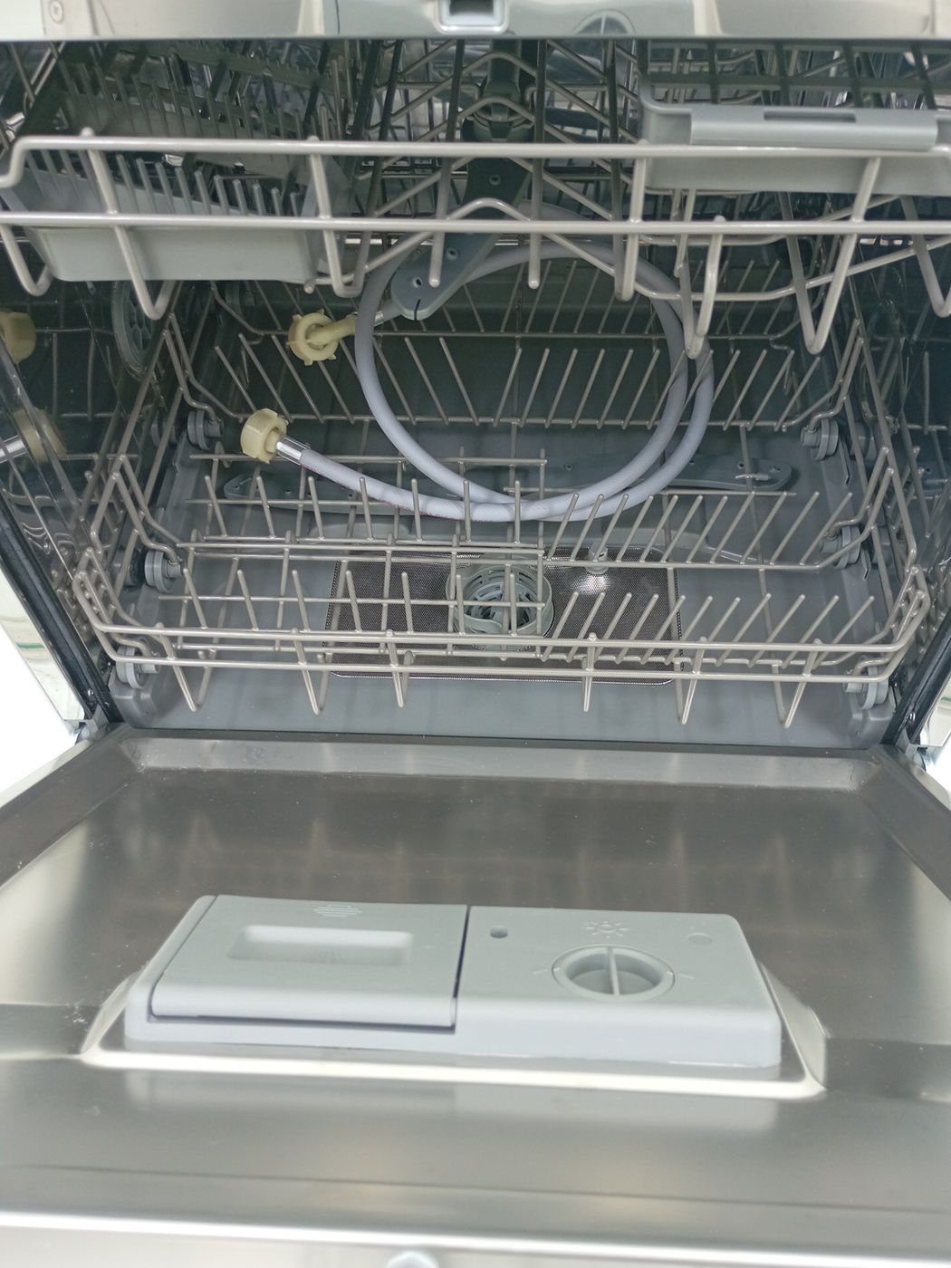 LAVA LOUCAS ELECTROLUX LV08B - Lava Louça Ele