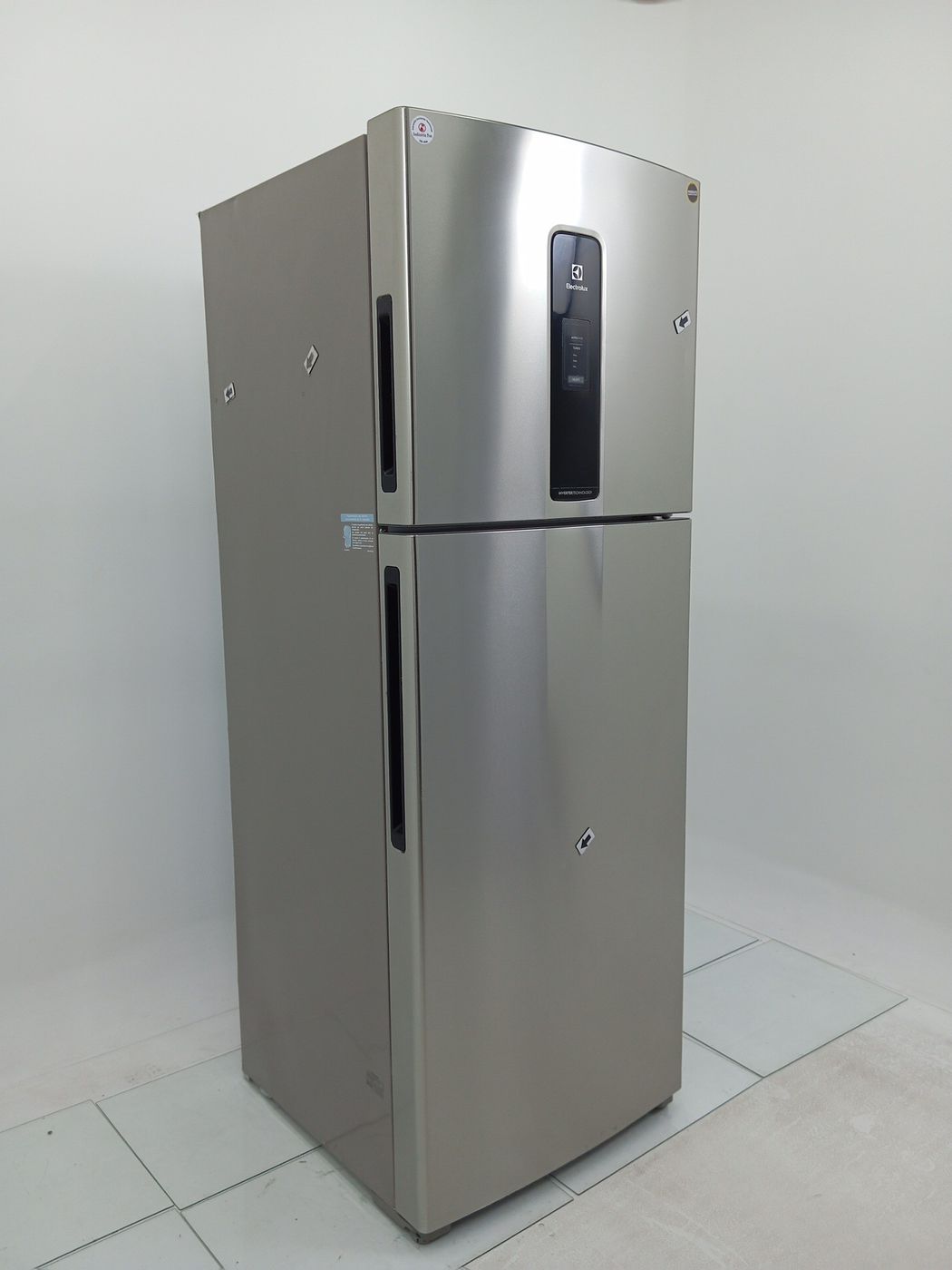 REFRIGERADOR ELECTROLUX IT70S FROST FREE INVE