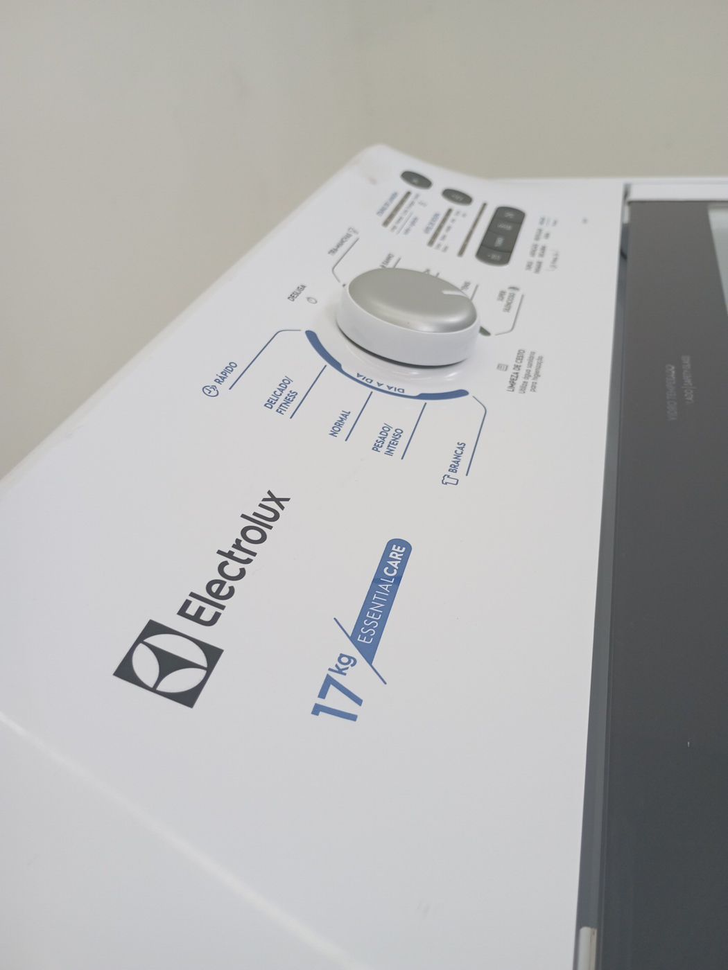 LAVADORA ELECTROLUX LED17 17KG ESSENTIAL CARE