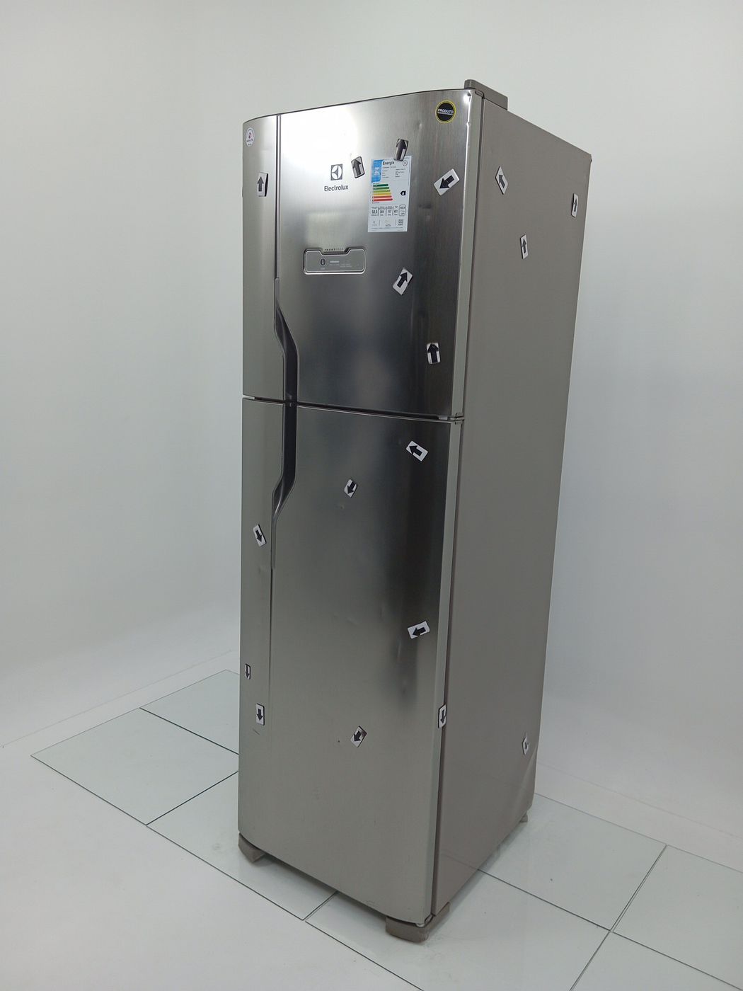 REFRIGERADOR ELECTROLUX DFX44 FROST FREE 400L