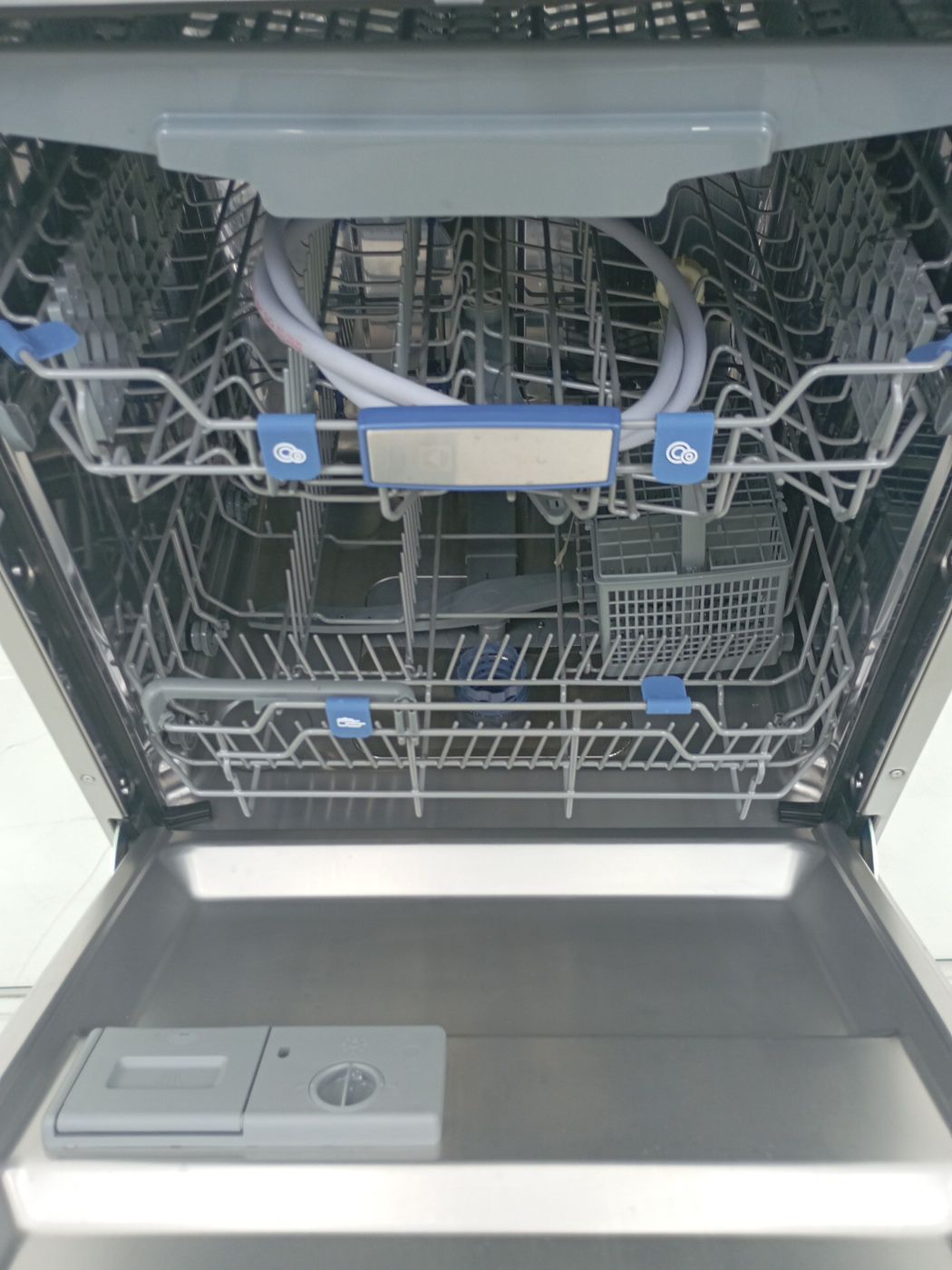 LAVA LOUCAS ELECTROLUX LL14X - Lava Louça Ele