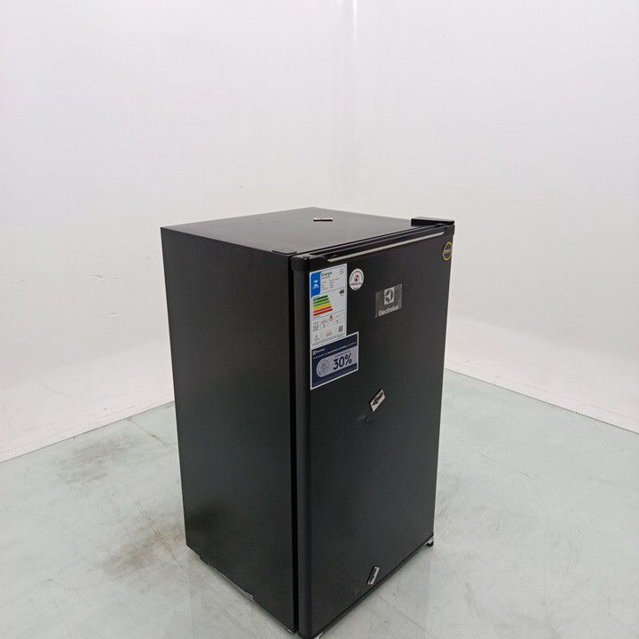 FRIGOBAR ELECTROLUX EM90B - Frigobar Electrol