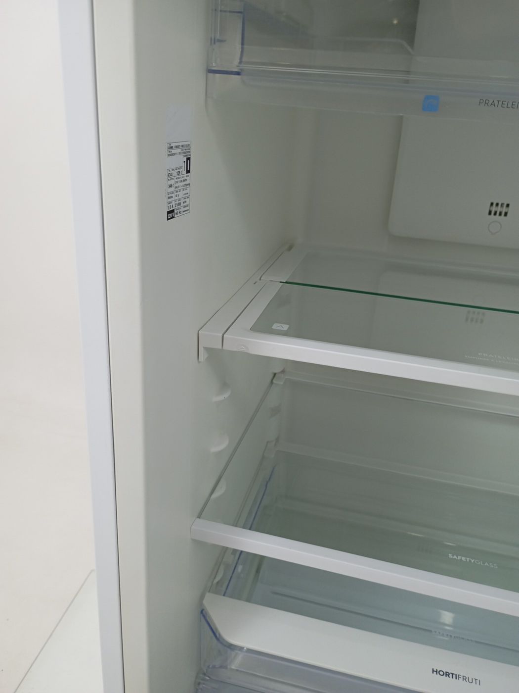 REFRIGERADOR ELECTROLUX DF56 - Refrigerador E