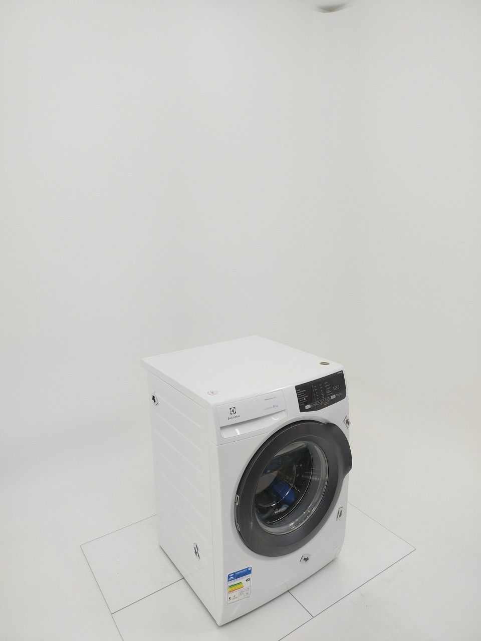 LAVADORA ELECTROLUX FRONT LOAD LFE11 11KG INV
