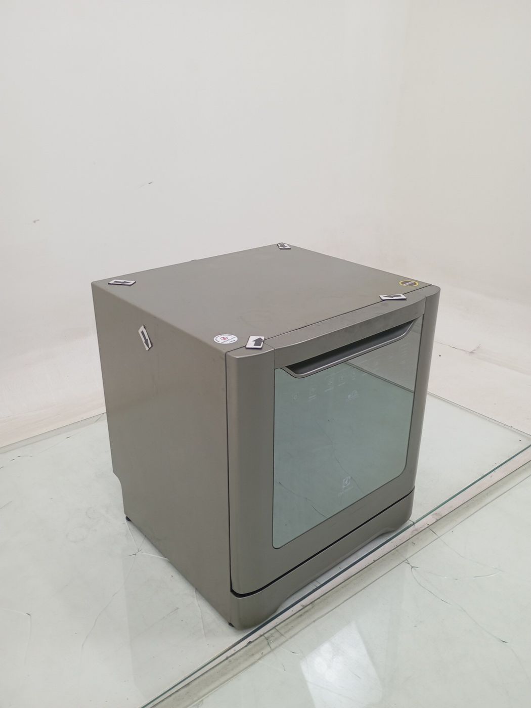 LAVA LOUCAS ELECTROLUX LE08S - Lava Louça Ele