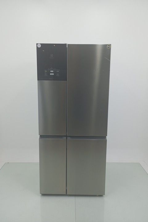 REFRIGERADOR ELECTROLUX IQ8S FROST FREE MULTI