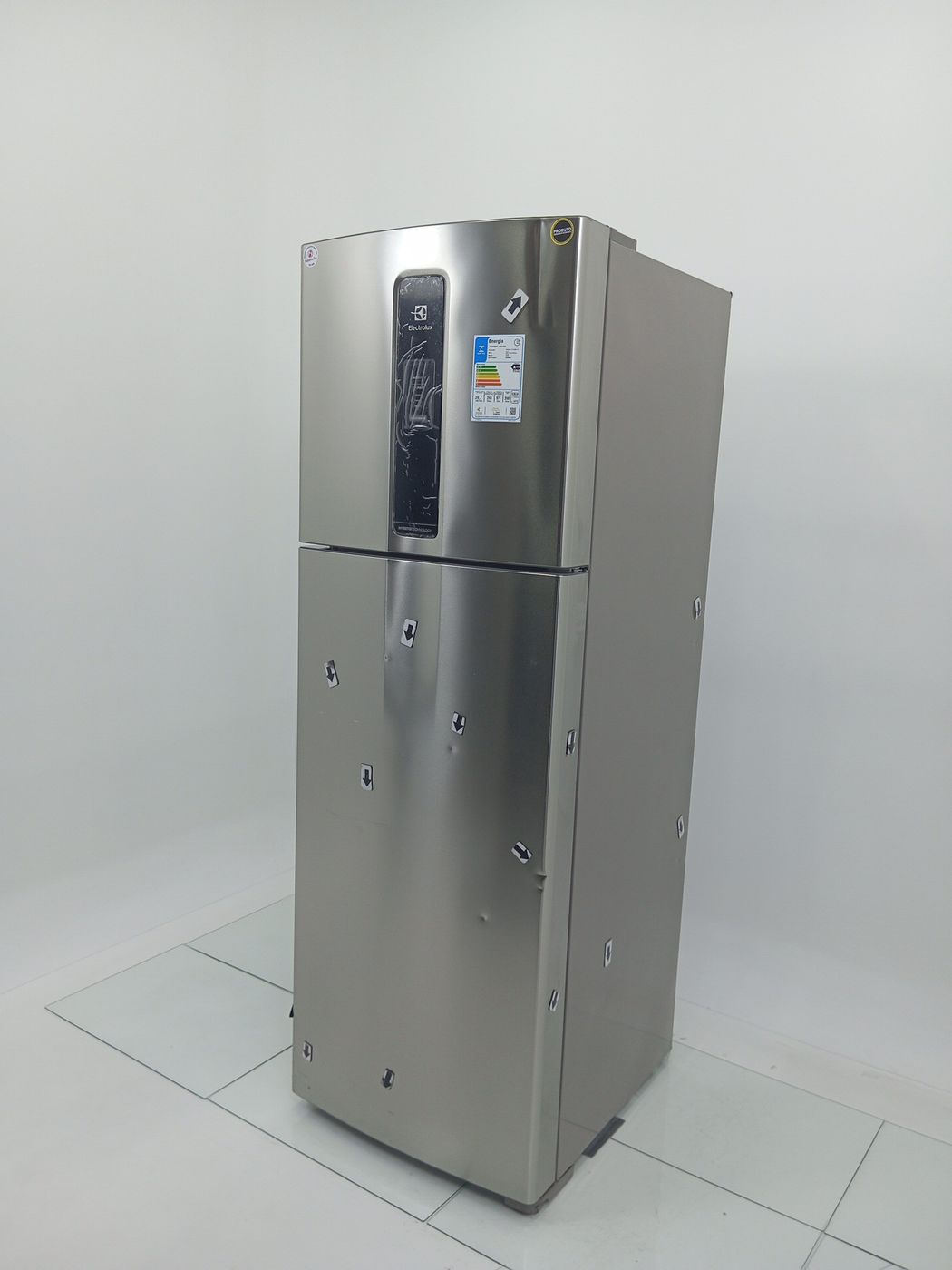 REFRIGERADOR ELECTROLUX IF43S FROST FREE INVE